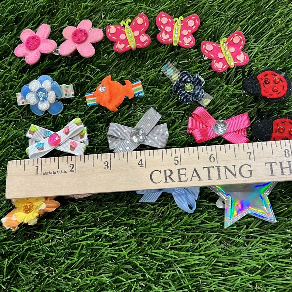 Little girl Mini Hair Clips - Set of 17